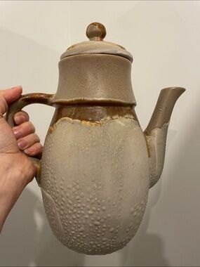 🌿 Rare Find: Laurentian Pottery XL "Tundra" Teapot